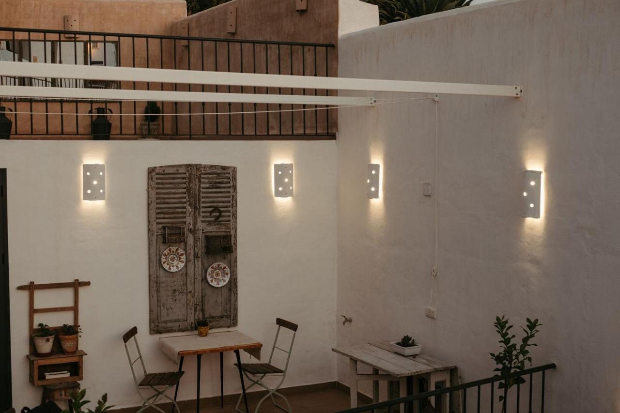 Casa Victoire Ayamonte Bed & Breakfast Exterior photo